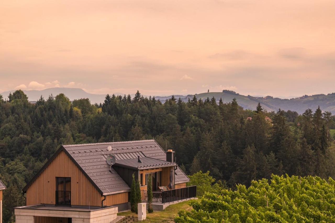 Weinzeit Chalets Гамлиц Екстериор снимка