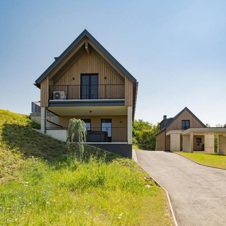 Weinzeit Chalets Гамлиц Екстериор снимка