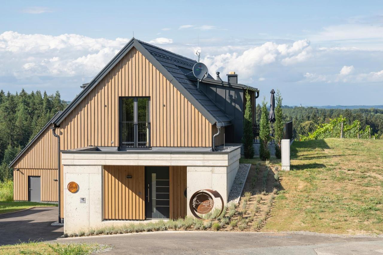 Weinzeit Chalets Гамлиц Екстериор снимка