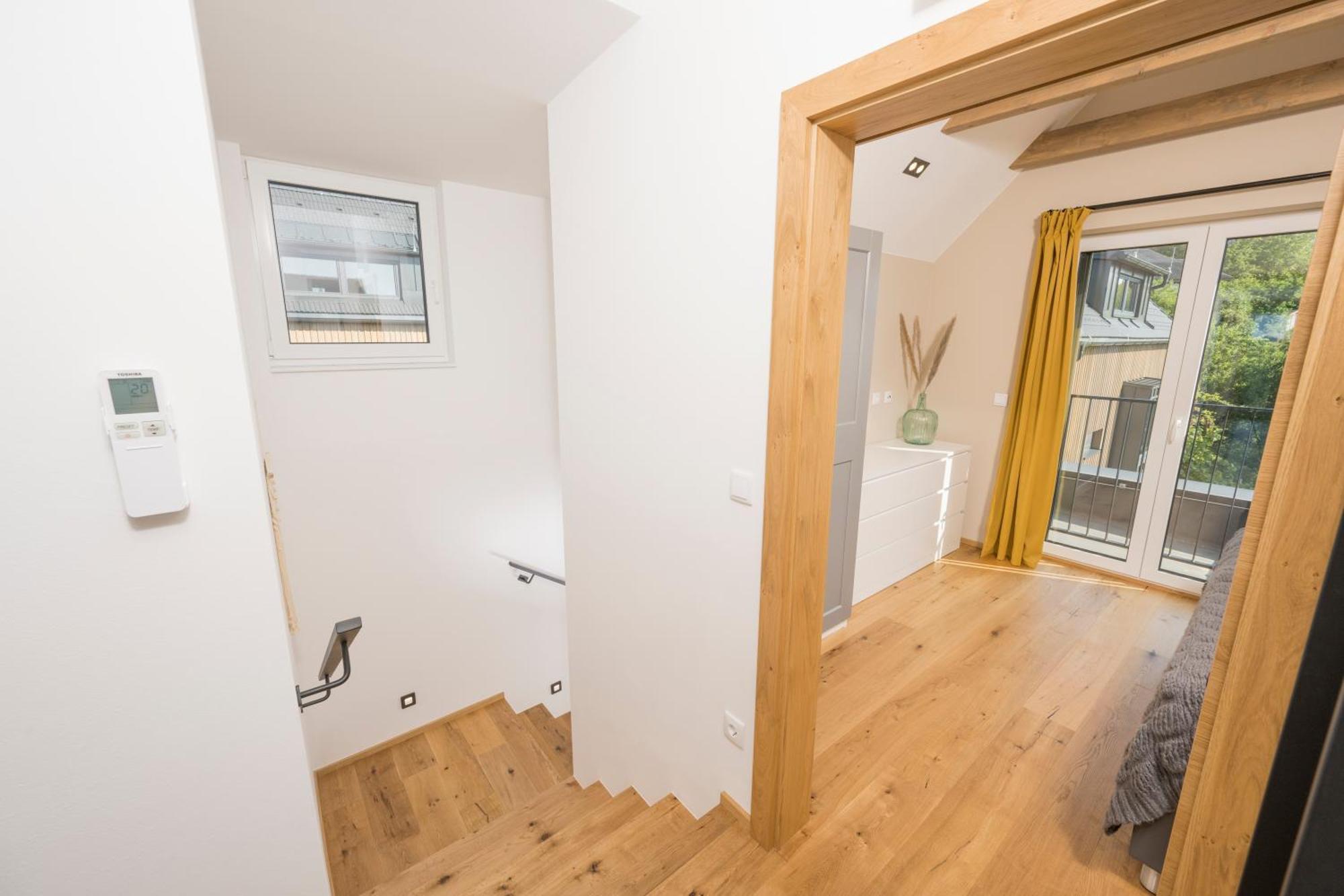 Weinzeit Chalets Гамлиц Стая снимка