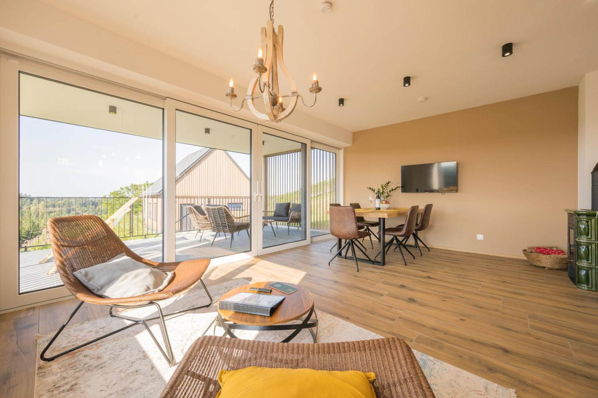 Weinzeit Chalets Гамлиц Стая снимка